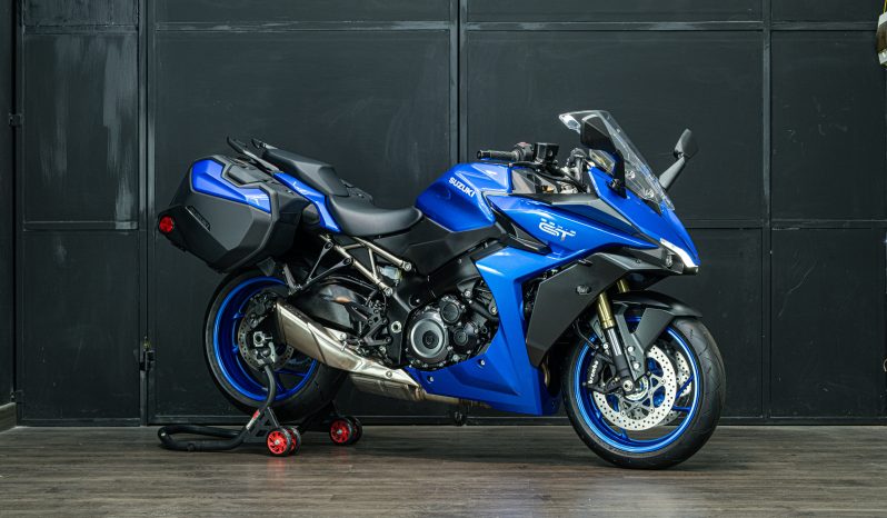 SUZUKI GSX-S1000GT 2022 BLUE