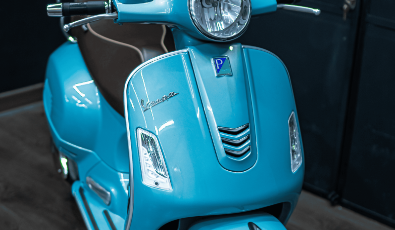 VESPA GTS 300  70TH ANNIVERSARY