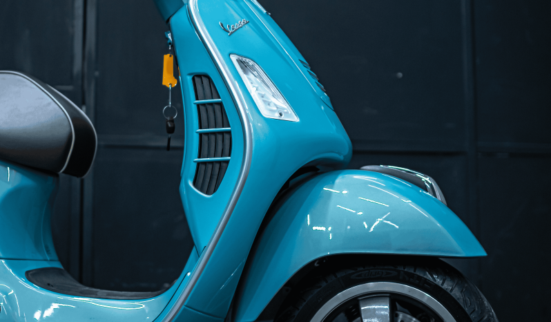 VESPA GTS 300  70TH ANNIVERSARY