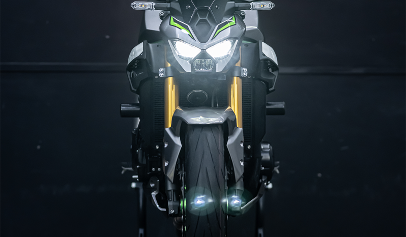 KAWASAKI Z900 SE 2025